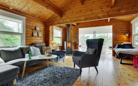 Nahima - 350M from the Sea: Bois, Meubles, Design Intérieur, Sol, Salon, Canapé, Plafond, Domicile, Maison, Parquet