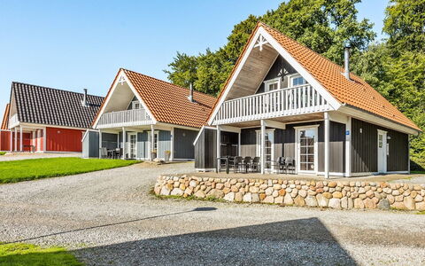 Skjalm - 100M to the Fjord: Meubles, Design Intérieur, Sol, Bois, Sol, Plafond, Parquet, Chaise, Table, Éclairage