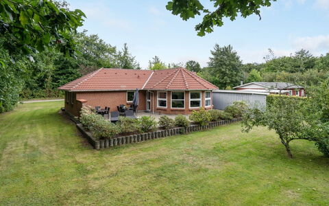 Wyatt - 30Km from the Sea: Maison, Domicile, Toit, Zone Résidentielle, Chalet, Biens, Ferme, Pelouse, Aménagement Paysager, Siding