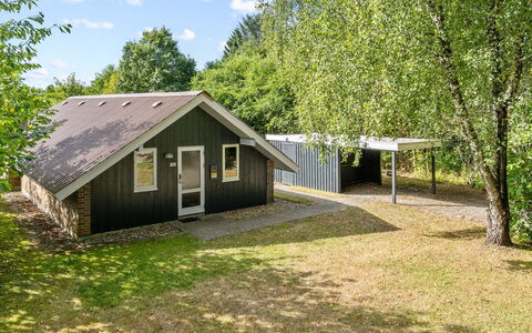 Pance - 20Km to the Fjord: Toit, Maison, Domicile, Chalet, Porte, Siding, Plate-Forme, Porche, Planche, Dur