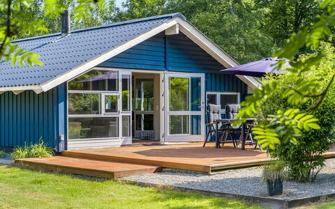 Athislus - 30Km from the Sea: Chalet, Batiments Jardin, Ombre, Jardin, Cour, Siding, Conception, Dur, Cabanon, Aménagement Paysager