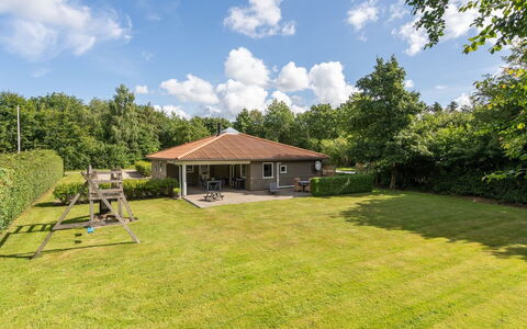 Anica - 29Km from the Sea: Chalet, Domicile, Maison, Toit, Porche, Biens, Siding, Batiments Jardin, Ferme, Cour