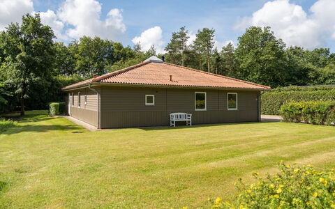 Anica - 29Km from the Sea: Chalet, Domicile, Maison, Toit, Porche, Biens, Siding, Batiments Jardin, Ferme, Cour