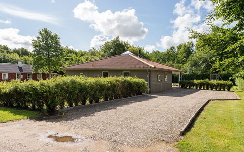 Anica - 29Km from the Sea: Chalet, Domicile, Maison, Toit, Porche, Biens, Siding, Batiments Jardin, Ferme, Cour