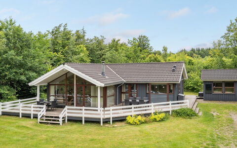 Swarte - 30Km from the Sea: Domicile, Chalet, Porche, Biens, Siding, Ferme, Batiments Jardin, Cour, Cabane En Rondins, Structure En Plein Air