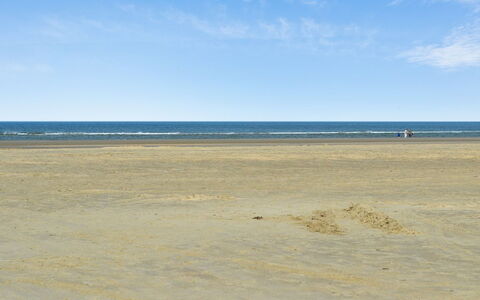 Illughi - 500M from the Sea: 