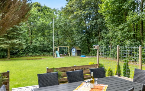 Marret - 30Km from the Sea: Chalet, Domicile, Maison, Toit, Porche, Biens, Siding, Batiments Jardin, Ferme, Cour
