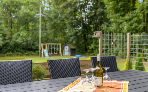 Marret - 30Km from the Sea: Chalet, Domicile, Maison, Toit, Porche, Biens, Siding, Batiments Jardin, Ferme, Cour