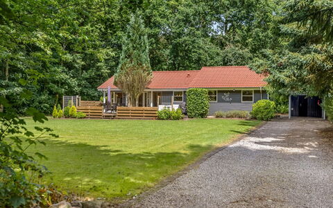 Marret - 30Km from the Sea: Chalet, Domicile, Maison, Toit, Porche, Biens, Siding, Batiments Jardin, Ferme, Cour
