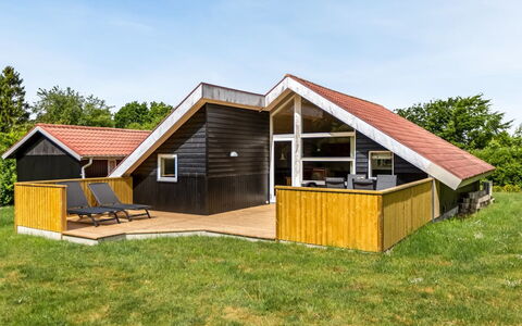 Tiia - 29Km from the Sea: Chalet, Domicile, Maison, Toit, Porche, Biens, Siding, Batiments Jardin, Ferme, Cour