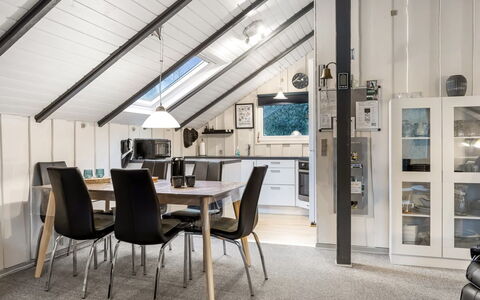 Liljana - 30Km from the Sea: Meubles, Design Intérieur, Sol, Bois, Sol, Plafond, Parquet, Chaise, Table, Éclairage