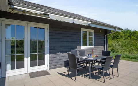 Quanna - 30Km from the Sea: Architecture, Toit, Domicile, Composite, Daylighting, Siding, Allée