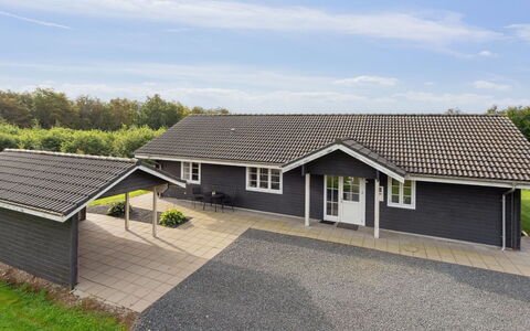 Quanna - 30Km from the Sea: Architecture, Toit, Domicile, Composite, Daylighting, Siding, Allée