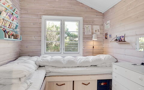 Gytha - 150M from the Sea: Meubles, Design Intérieur, Bois, Sol, Sol, Chambre, Lit, Pièce, Domicile, Éclairage
