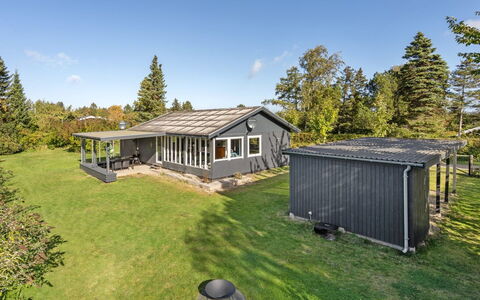 Ilene - 1Km from the Sea: Maison, Domicile, Toit, Chalet, Biens, Aménagement Paysager, Batiments Jardin, Siding, Ferme