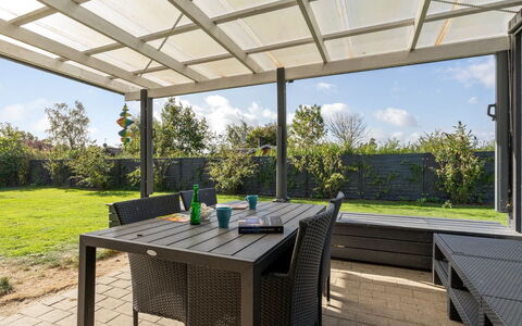 Ilene - 1Km from the Sea: Maison, Domicile, Toit, Chalet, Biens, Aménagement Paysager, Batiments Jardin, Siding, Ferme