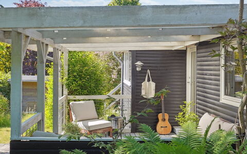 Lelle - 350M from the Sea: Piscine, Mobilier De Jardin, Meubles, Recours, Dalle, Eco Hôtel, Ombre, Chaise, Loisir, Biens
