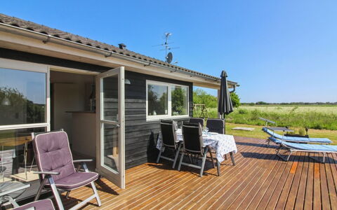 Hampus - 500M from the Sea: Architecture, Toit, Domicile, Composite, Daylighting, Siding, Allée