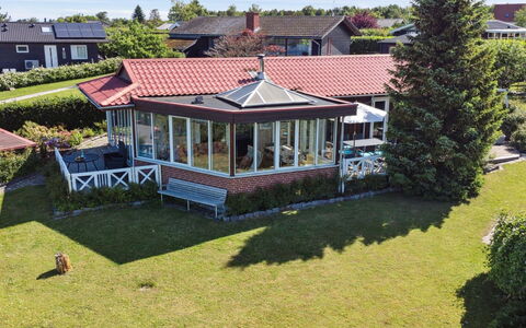 Eleana - 300M to the Fjord: Bois, Toit, Architecture, Domicile, Maison, Chalet, Siding, Dur, Pente, Biens