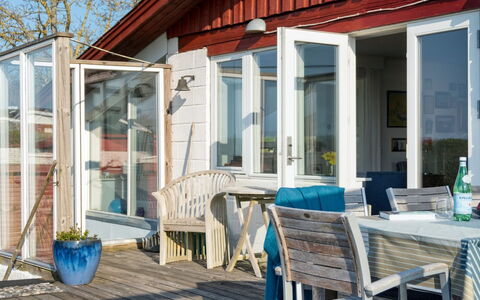 Velika - 25M to the Fjord: Meubles, Design Intérieur, Sol, Bois, Sol, Plafond, Parquet, Chaise, Table, Éclairage