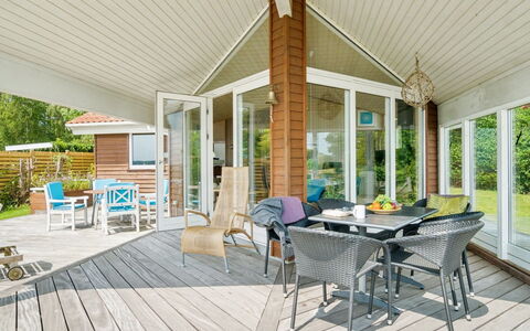 Brunman - 10M to the Fjord: Chalet, Domicile, Maison, Toit, Porche, Biens, Siding, Batiments Jardin, Ferme, Cour
