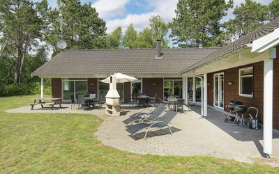 Hughe - 300M from the Sea