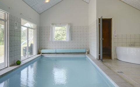 Lottje - 300M from the Sea: Piscine, Mobilier De Jardin, Meubles, Recours, Dalle, Eco Hôtel, Ombre, Chaise, Loisir, Biens