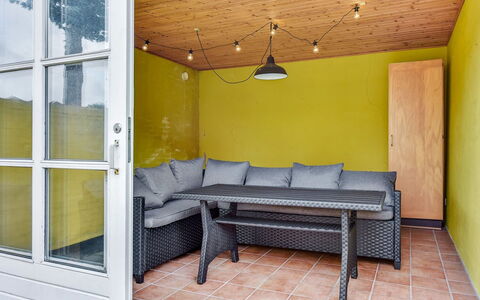 Reeta - 32Km from the Sea: Toit, Maison, Lot Terre, Domicile, Chalet, Biens, Batiments Jardin, Ombre, Cabane En Rondins, Aménagement Paysager