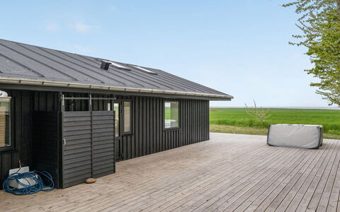 Ajla: Toit, Maison, Domicile, Chalet, Porte, Siding, Plate-Forme, Porche, Planche, Dur
