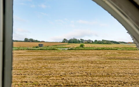 Clausina - 600M from the Sea: Biens, Ferme