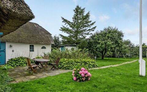 Clausina - 600M from the Sea: Biens, Ferme