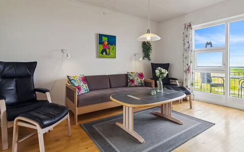 Sofija: Meubles, Sol, Sol, Design Intérieur, Bois, Parquet, Table, Salon, Pièce, Éclairage