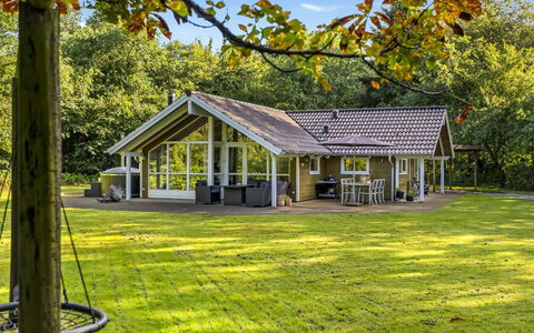 Kaare - 34.2Km from the Sea: Chalet, Cabanon, Cabane, Ferme, Prairie, Cabane, Grange, Cabane En Rondins, Batiments Jardin