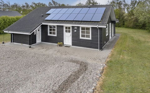 Fenja - 500M to the Fjord: Maison, Domicile, Zone Résidentielle, Toit, Chalet, Lot Terre, Biens, Cour, Jardin, Siding