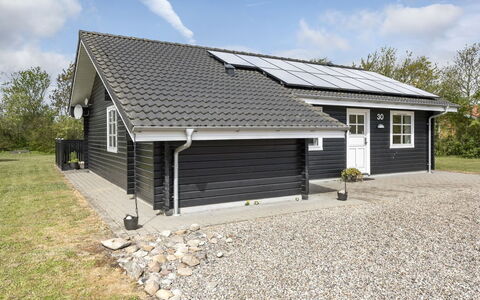 Fenja - 500M to the Fjord: Maison, Domicile, Zone Résidentielle, Toit, Chalet, Lot Terre, Biens, Cour, Jardin, Siding