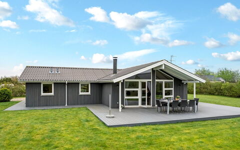 Ingbritt - 700M to the Fjord: Maison, Toit, Domicile, Chalet, Cabanon, Batiments Jardin, Siding, Cour, Cabane En Rondins, Cabane