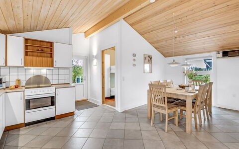 Ingbritt - 700M to the Fjord: Maison, Toit, Domicile, Chalet, Cabanon, Batiments Jardin, Siding, Cour, Cabane En Rondins, Cabane