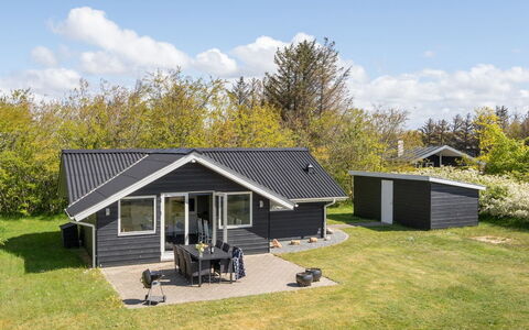 Ingward - 300M to the Fjord: Maison, Domicile, Chalet, Biens, Cour, Ferme, Siding, Batiments Jardin, Porche
