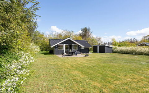 Ingward - 300M to the Fjord: Maison, Domicile, Chalet, Biens, Cour, Ferme, Siding, Batiments Jardin, Porche