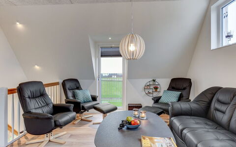 Timotej - 75M to the Fjord: Design Intérieur, Meubles, Sol, Bois, Sol, Plafond, Éclairage, Domicile, Salon, Parquet