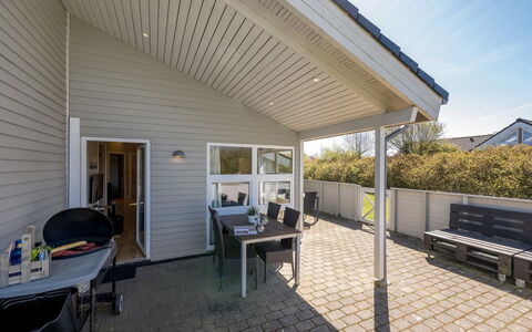 Ellis - 700M to the Fjord: Domicile, Zone Résidentielle, Maison, Chalet, Toit, Lot Terre, Siding, Jardin, Biens, Pelouse
