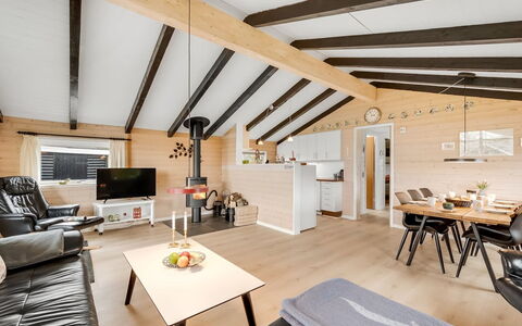 Miikka - 800M to the Fjord: Chalet, Domicile, Maison, Toit, Porche, Biens, Siding, Batiments Jardin, Ferme, Cour