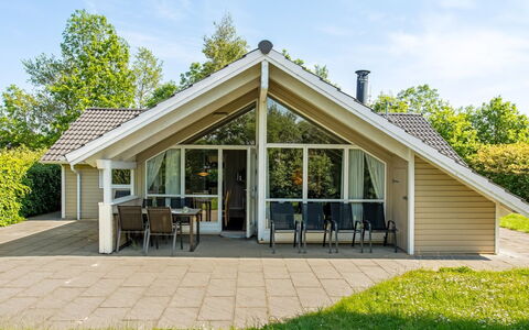 Isving - 1.1Km to the Fjord: Maison, Domicile, Chalet, Biens, Cour, Ferme, Siding, Batiments Jardin, Porche