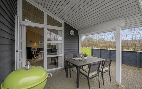Tinka - 1.2Km to the Fjord: Bois, Plafond, Domicile, Architecture, Porte, Siding, Porche, Maison, Chalet, Dur