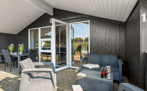 Robertha - 800M to the Fjord: Maison, Domicile, Chalet, Biens, Cour, Ferme, Siding, Batiments Jardin, Porche
