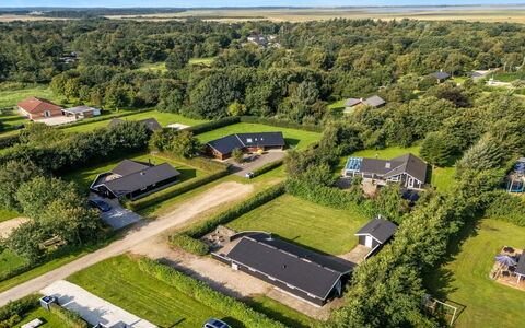 Robertha - 800M to the Fjord: Maison, Domicile, Chalet, Biens, Cour, Ferme, Siding, Batiments Jardin, Porche