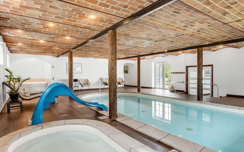 Fintan - 2Km to the Fjord: Sol, Bois, Sol, Design Intérieur, Plafond, Meubles, Recours, Piscine, Parquet, Tache De Bois