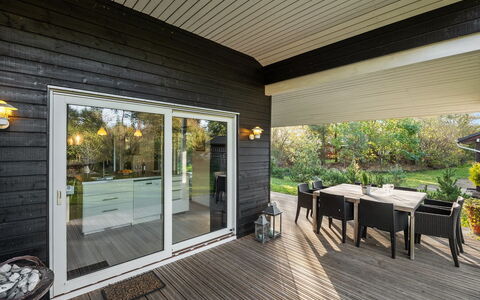 Elfriede - 400M to the Fjord: Bois, Domicile, Sol, Parquet, Siding, Porte, Plate-Forme, Porche, Dur, Planche
