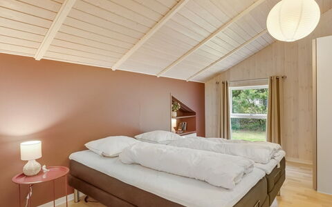 Sæby 670: Design Intérieur, Bois, Sol, Sol, Plafond, Meubles, Lit, Chambre, Textile, Pièce