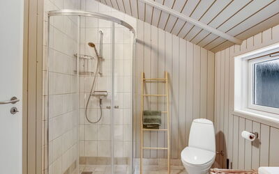 Thore - 400M from the Sea